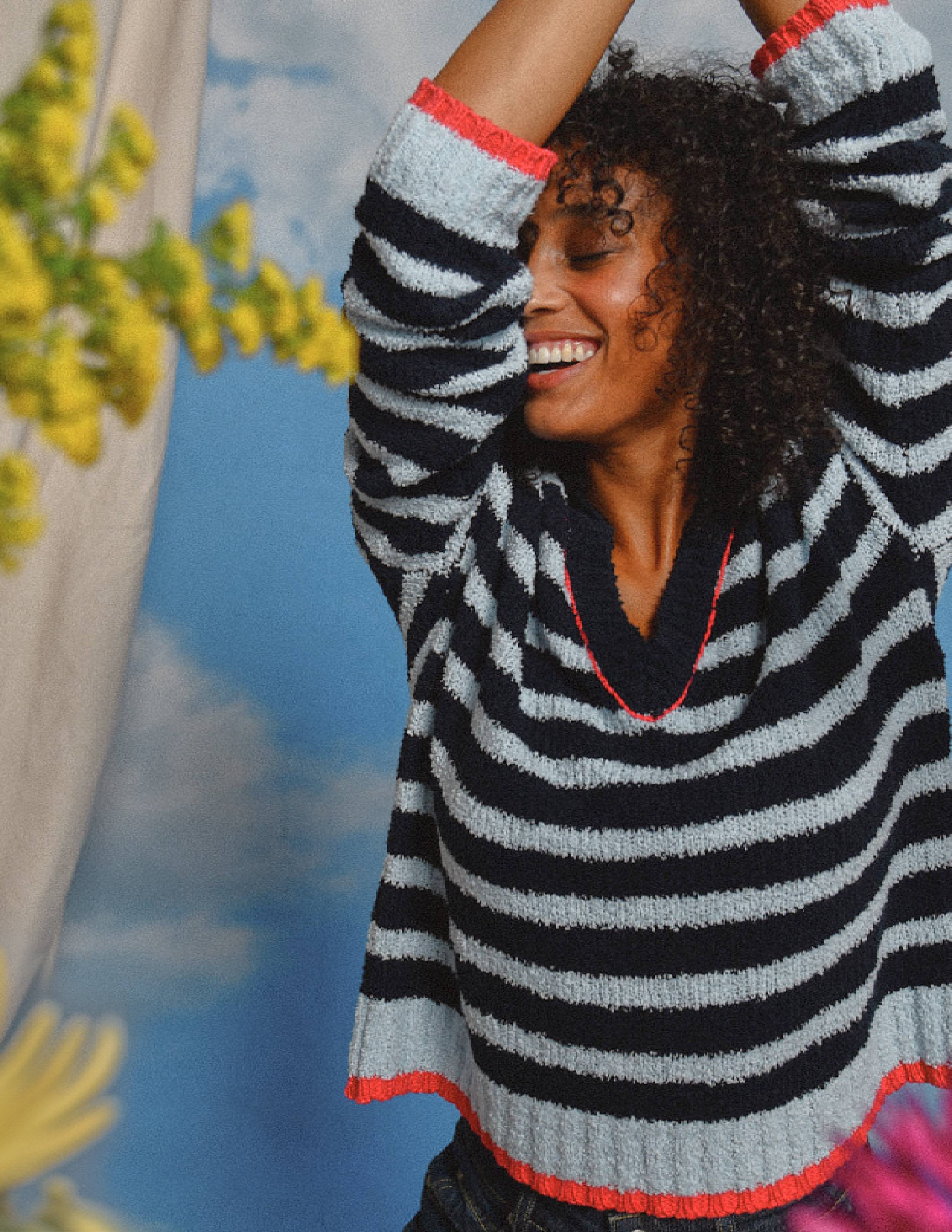 Sundry Heart Embroidery Striped V-Neck Sweater in Deep Navy