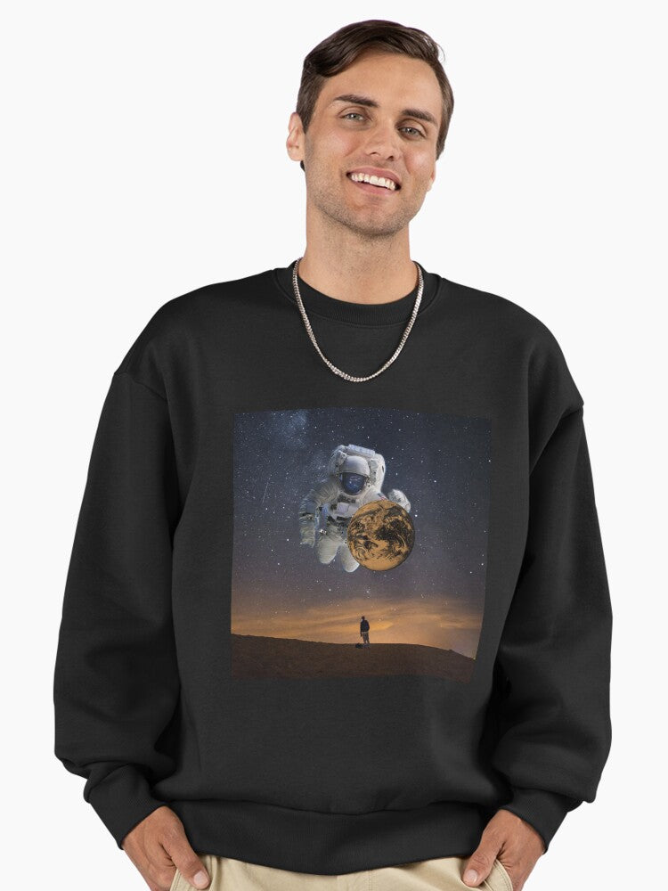 Astronaut vs Planet Premium Oversized Sweatshirt: Epic Space Battle Art Black